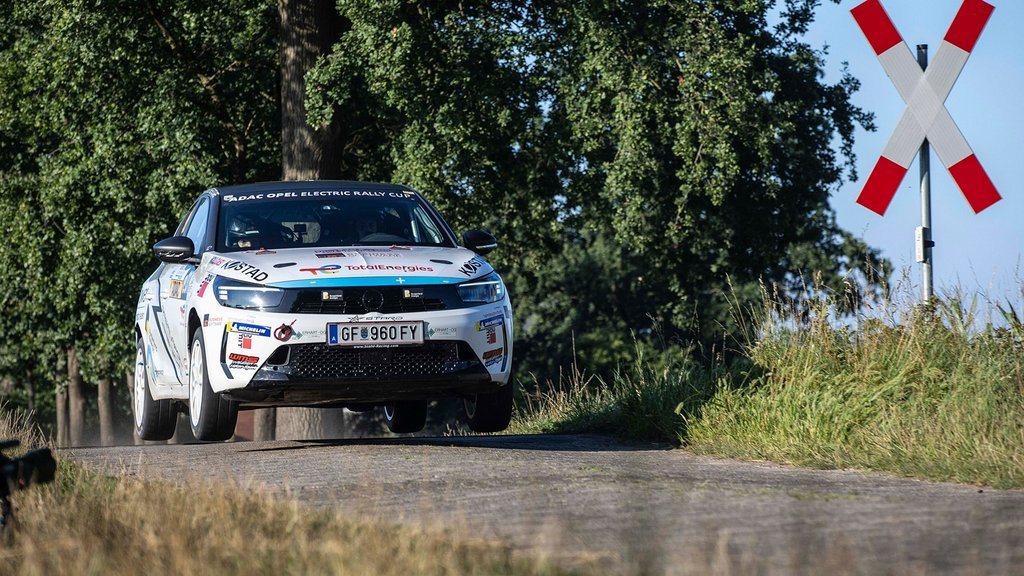 Spänning i ADAC Opel Electric Rally Cup 2024